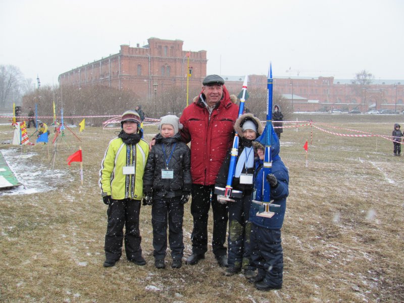 Фото к Старты ракет в честь Дня космонавтики