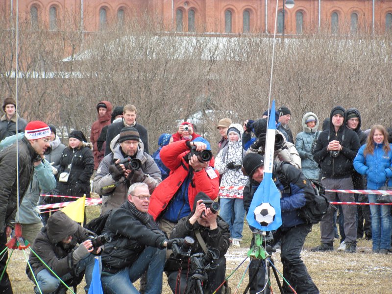 Фото к Старты ракет в честь Дня космонавтики