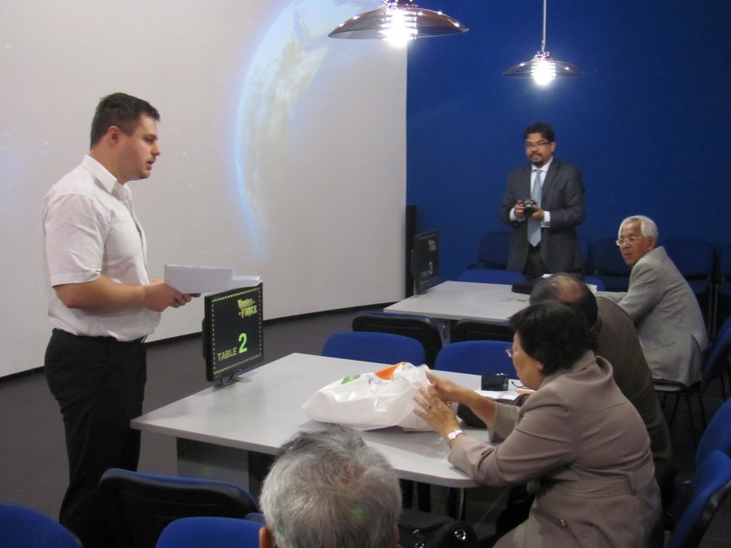 Фото к Информационный центр в Санкт-Петербурге посетила делегация министерства энергетики Малайзии