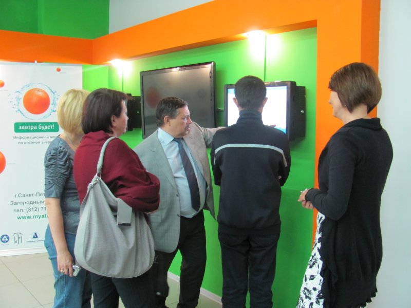 Фото к Жители Астаны будут больше знать об атомной энергии