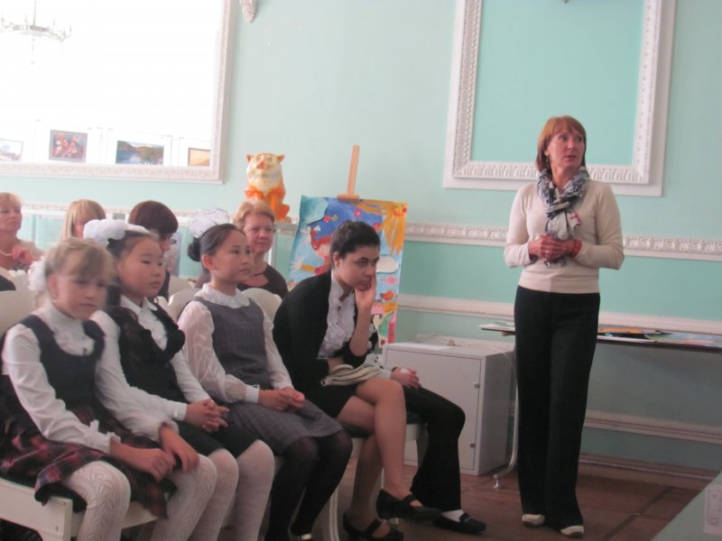 Фото к В День знаний школьники Санкт-Петербурга узнали, как написать книгу