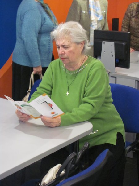 Фото к Пенсионеры Санкт-Петербурга отметили свой праздник в Информационном центре по атомной энергии