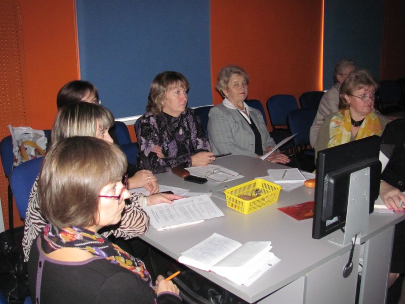 Фото к Городской аналитический семинар «Системно-деятельностный подход в обучении естественным наукам» прошёл в Санкт-Петербургском Информационном центре