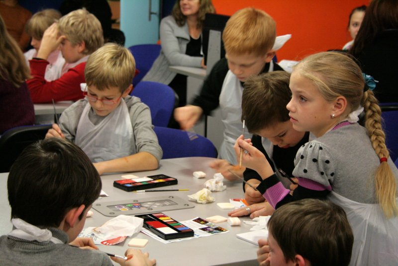 Фото к Первыми зрителями VII Международного кинофестиваля «Мир знаний» стали дети