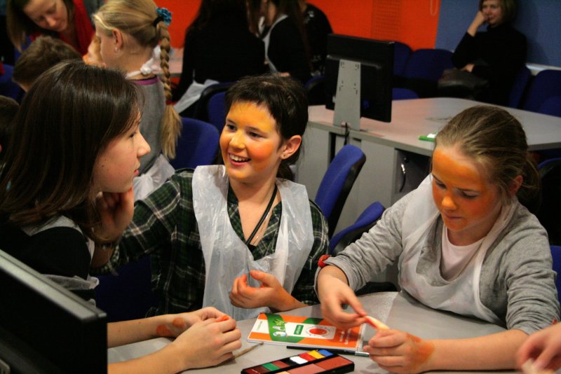 Фото к Первыми зрителями VII Международного кинофестиваля «Мир знаний» стали дети