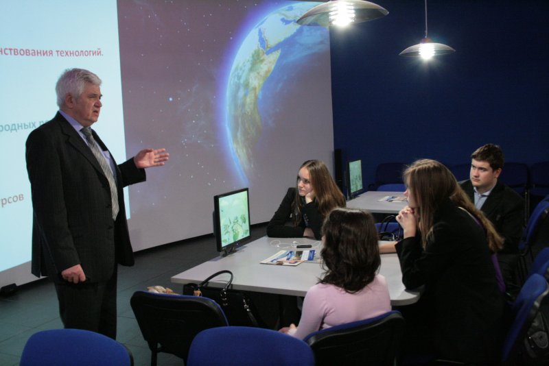 Фото к Энергию нужно беречь