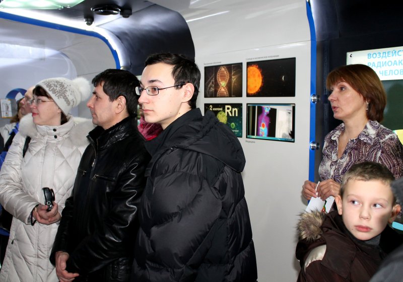 Фото к «Поезд инноваций» совершил остановку в Санкт-Петербуге