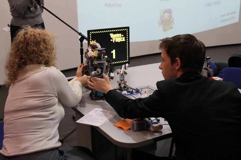 Фото к На научно-практической конференции старшеклассников определили «Будущее сильной России»