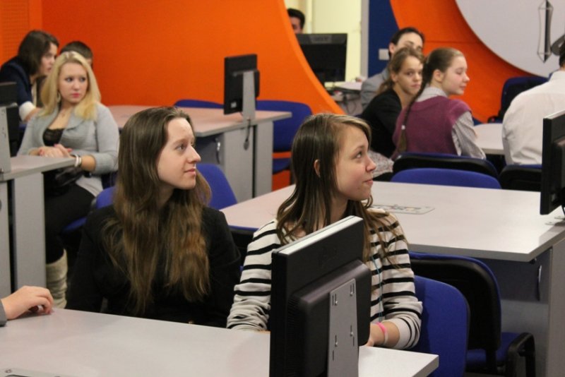 Фото к Вышел в свет информационный бюллетень, посвященный атомному ледокольному флоту и информационному центру по атомной энергии