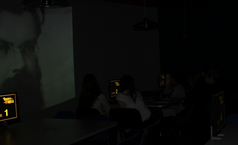 Фото к В честь юбилея великого русского и советского естествоиспытателя Владимира Ивановича Вернадского были награждены победители районного этапа всероссийской олимпиады по биологии и экологии