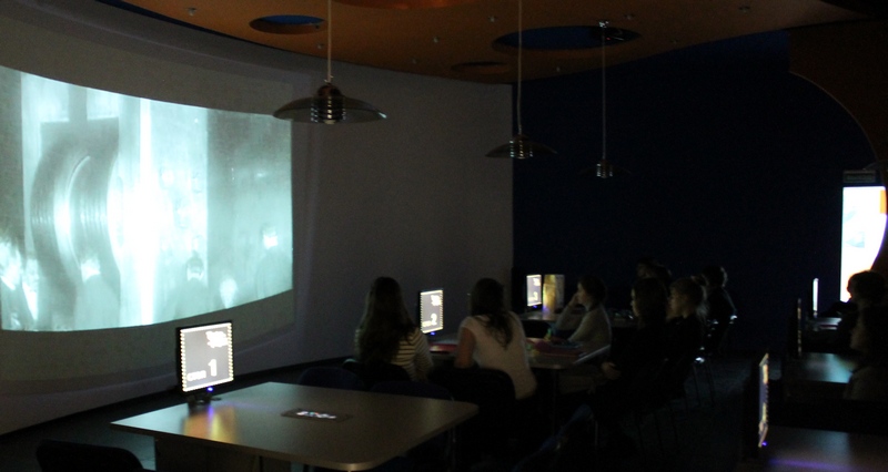 Фото к В честь юбилея великого русского и советского естествоиспытателя Владимира Ивановича Вернадского были награждены победители районного этапа всероссийской олимпиады по биологии и экологии