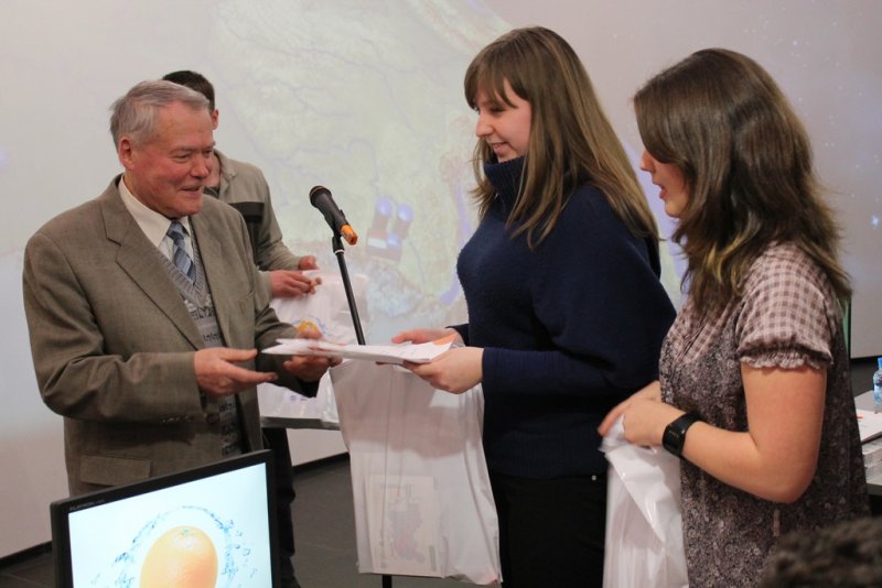 Фото к В Санкт-Петербурге подвели итоги регионального этапа конкурса «Атомная наука и техника 2013»