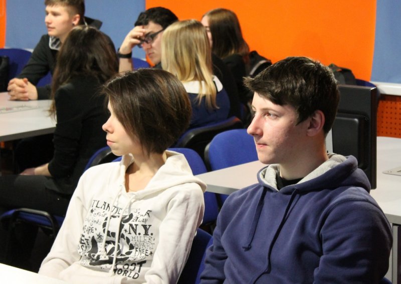 Фото к В информационном центре по атомной энергии в Санкт-Петербурге продолжается месячник космоса