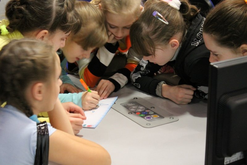 Фото к Космическое путешествие завершилось