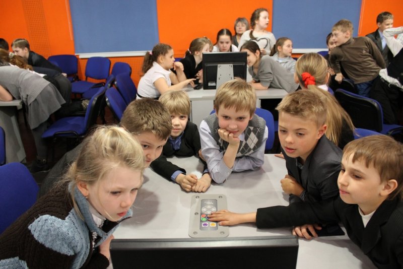 Фото к В Санкт-Петербурге познакомились с «Нескучной наукой»