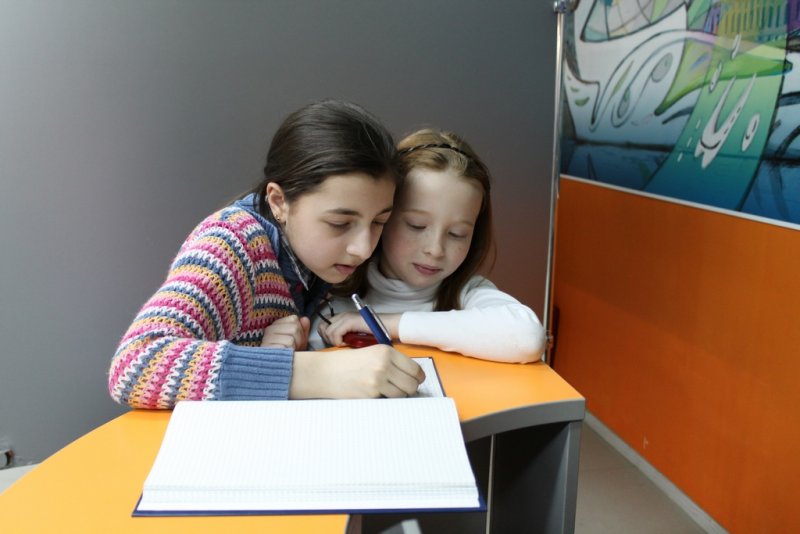 Фото к В Санкт-Петербурге познакомились с «Нескучной наукой»