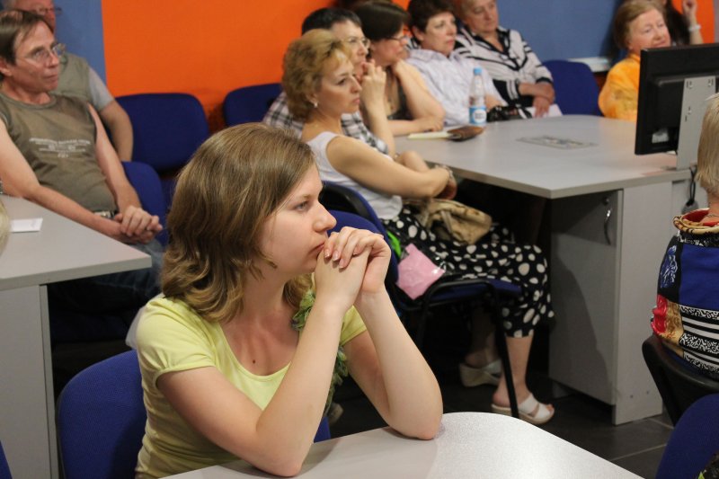 Фото к Перспективы развития дополнительного образования школьников обсудили в информационном центре по атомной энергии