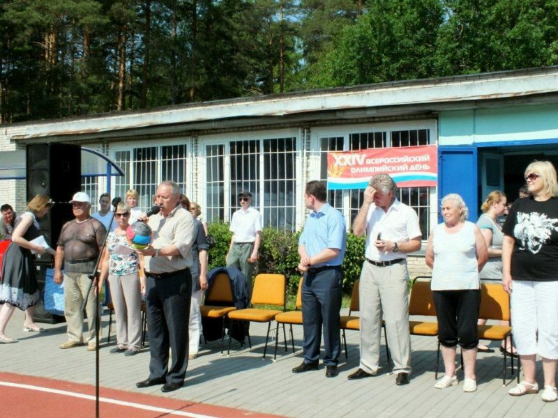 Фото к Олимпийцы поделились опытом с молодыми спортсменами