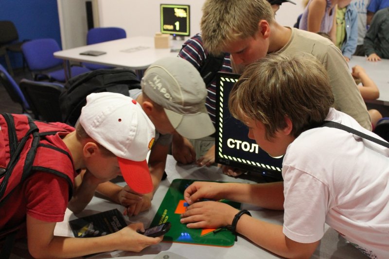 Фото к «Лето головоломок» в информационном центре по атомной энергии в Санкт-Петербурге