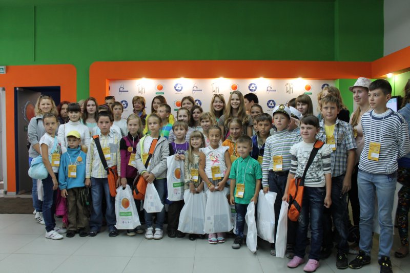 Фото к Информационный центр по атомной энергии в Санкт-Петербурге принимал лауреатов X Международного детского творческого конкурса художественного проекта «Мы — дети Атомграда 2013»