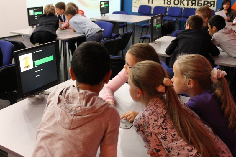 Фото к Науки не для скуки! Всероссийский фестиваль науки открылся в Санкт-Петербурге.