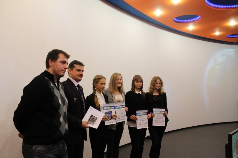 Фото к «Ветер перемен» в информационном центре.