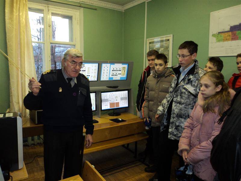 Фото к Научная экспедиция» познакомилась с судовой энергетикой.