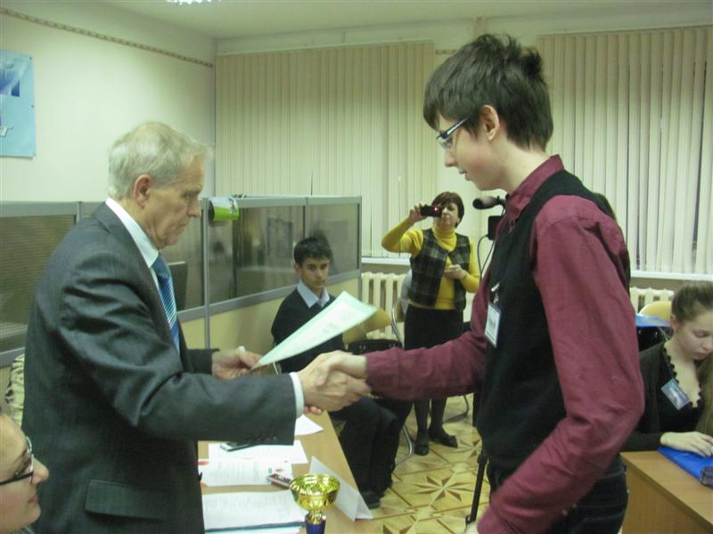 Фото к Дебаты на тему атомной энергетики состоялись в Сосновом Бору.