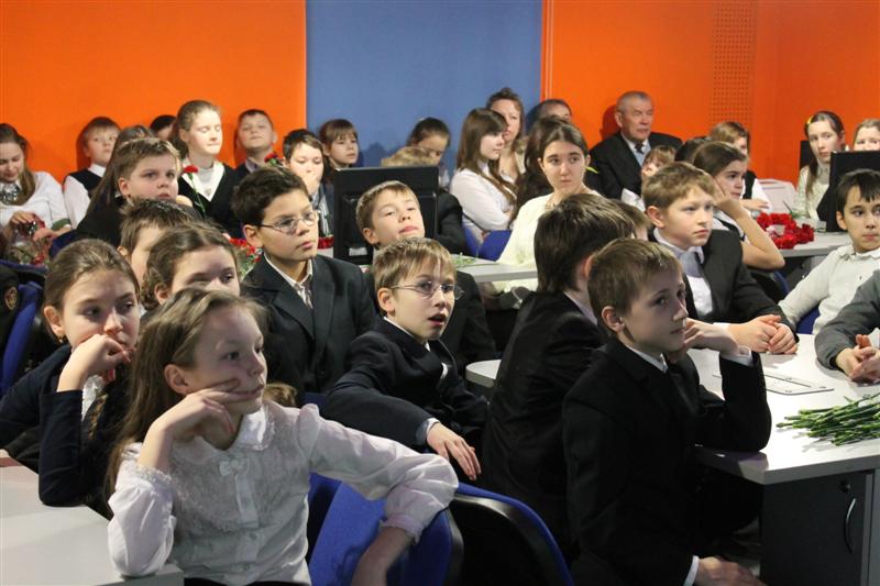 Фото к Стена памяти — Ленинградская победа