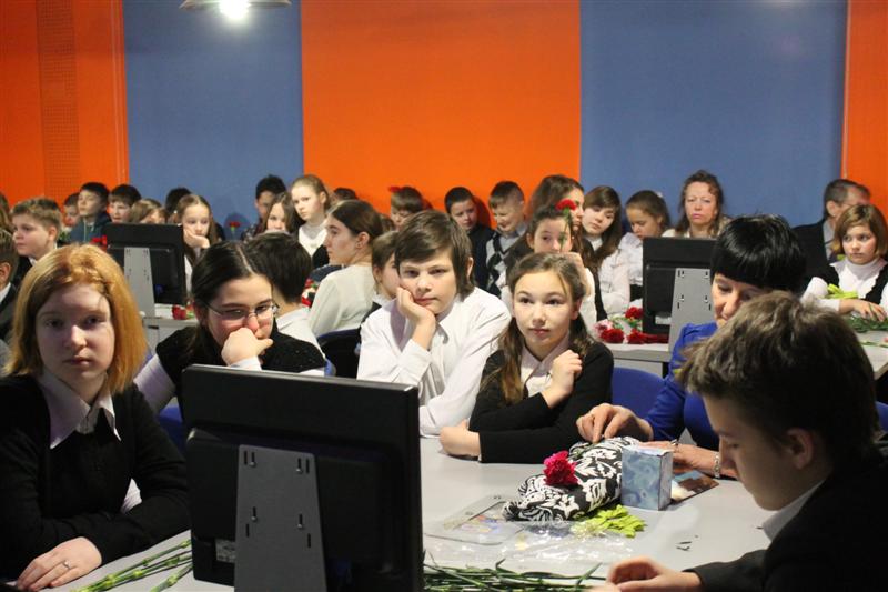 Фото к Стена памяти — Ленинградская победа