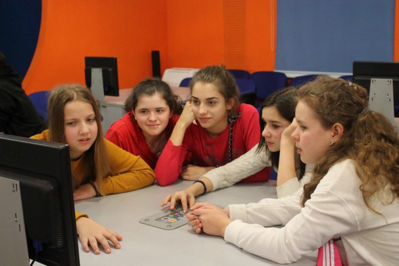 Фото к «Миссия zZz: ЗАмки, Знания, ЗамкИ»