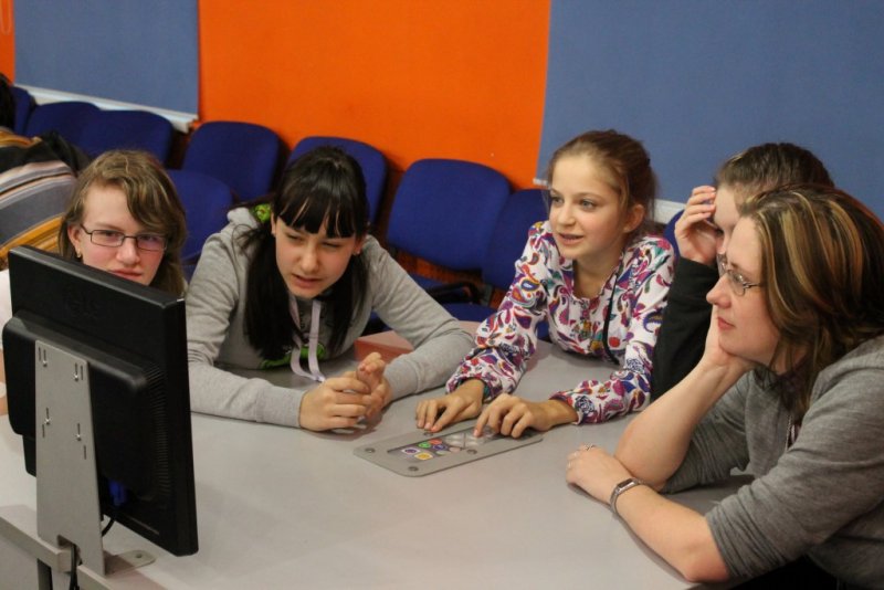 Фото к «Миссия zZz: ЗАмки, Знания, ЗамкИ»