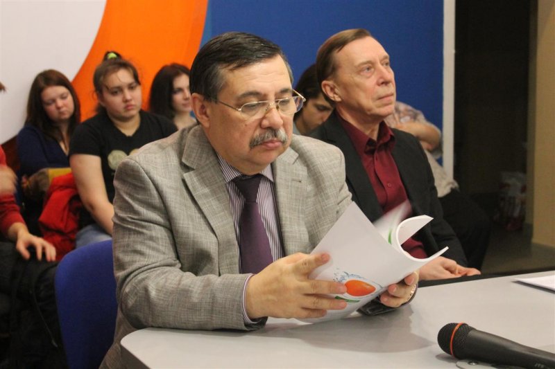 Фото к В Петербурге совершили путешествие в будущее отрасли