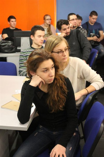 Фото к Студентам Петербурга рассказали об открытых вакансиях в ОАО «Головной институт ВНИПИЭТ»