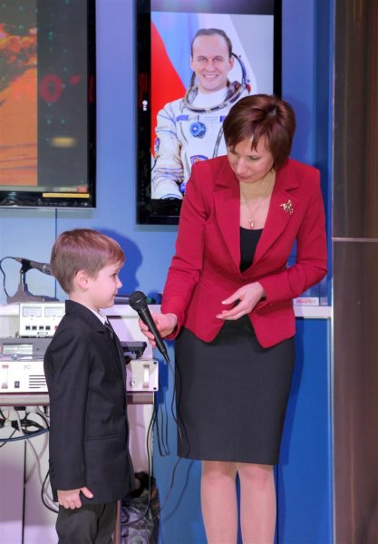 Фото к — МКС, прием! Говорит Земля!