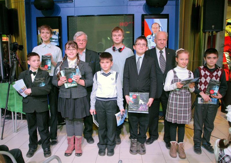 Фото к — МКС, прием! Говорит Земля!