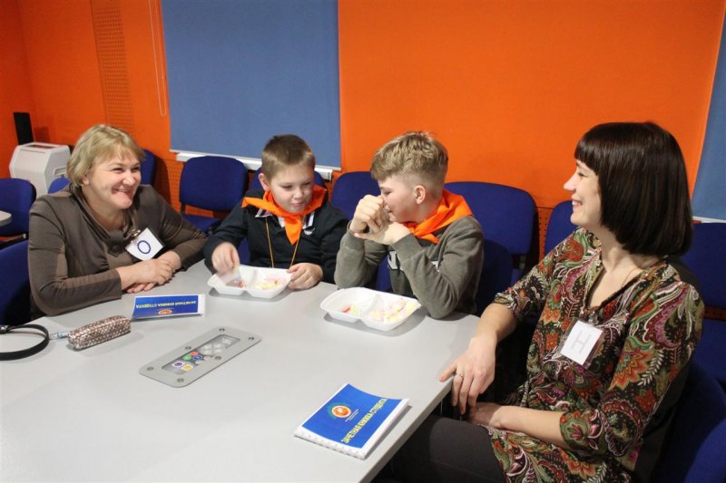 Фото к В Петербурге открылась «Академия нескучных наук»