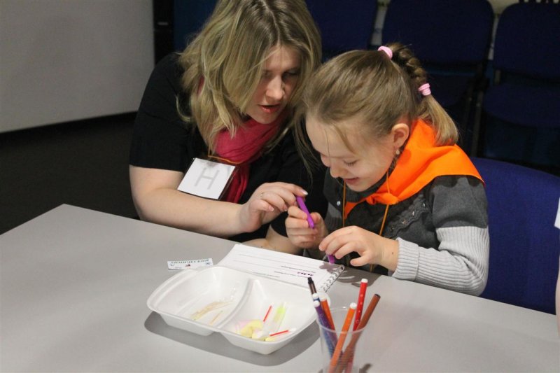 Фото к В Петербурге открылась «Академия нескучных наук»