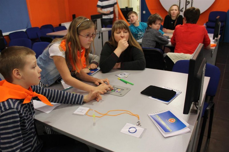 Фото к В Петербурге открылась «Академия нескучных наук»