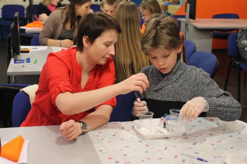 Фото к В Петербурге открылась «Академия нескучных наук»