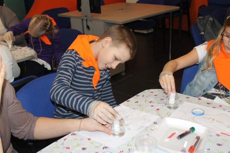 Фото к В Петербурге открылась «Академия нескучных наук»