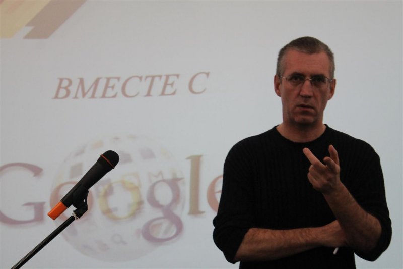 Фото к «Непрофессиональные профессионалы» или «профессиональные непрофессионалы»