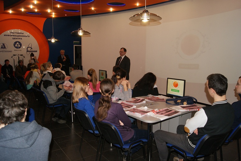 Фото к Учиться?  В России!