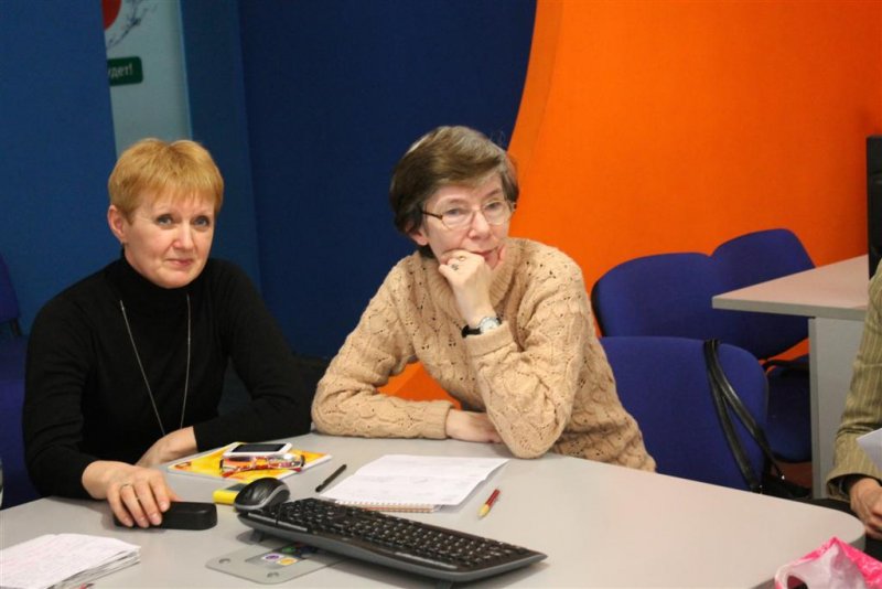 Фото к В информационном центре работала «Выездная лаборатория»