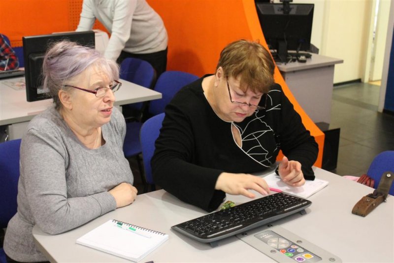 Фото к Проект «Интернет для бабушки».