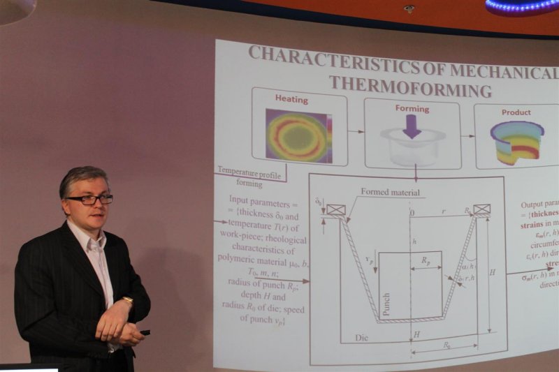 Фото к Информационный центр по атмоной энергии в Санкт-Петербурге посетили гости из Германии — представители корпорации «Клёкнер Пентапласт»