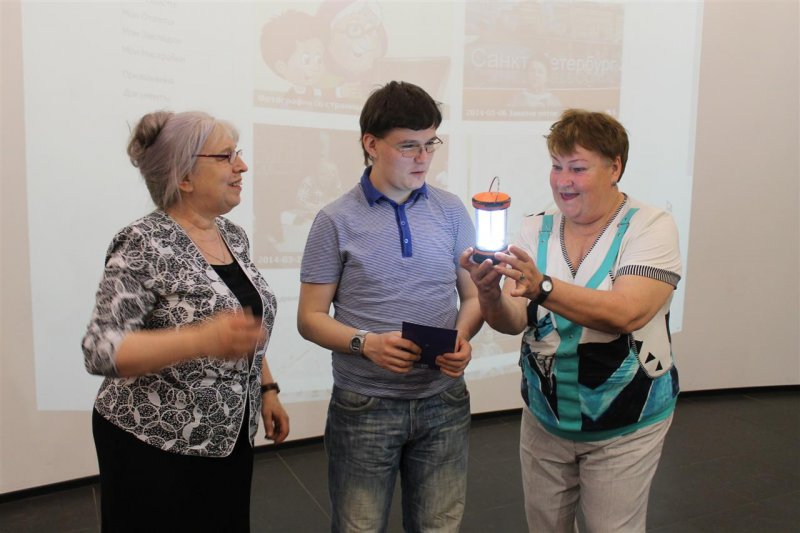 Фото к Про светоч знаний и  страх перед компьютером