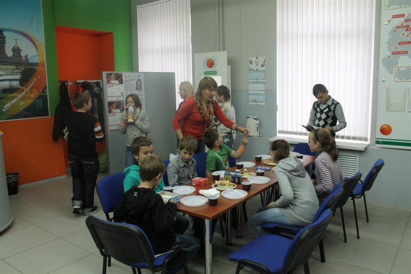 Фото к Книги, знания, улыбки — отдаем с удовольствием!