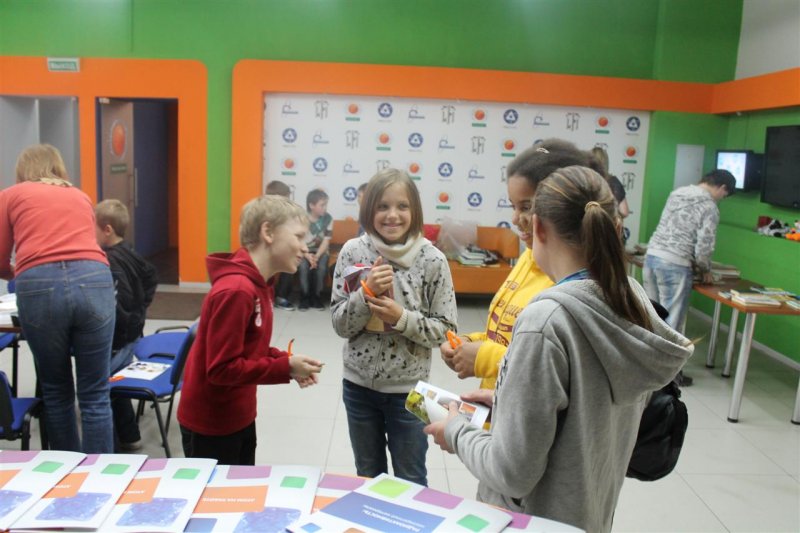 Фото к Книги, знания, улыбки — отдаем с удовольствием!