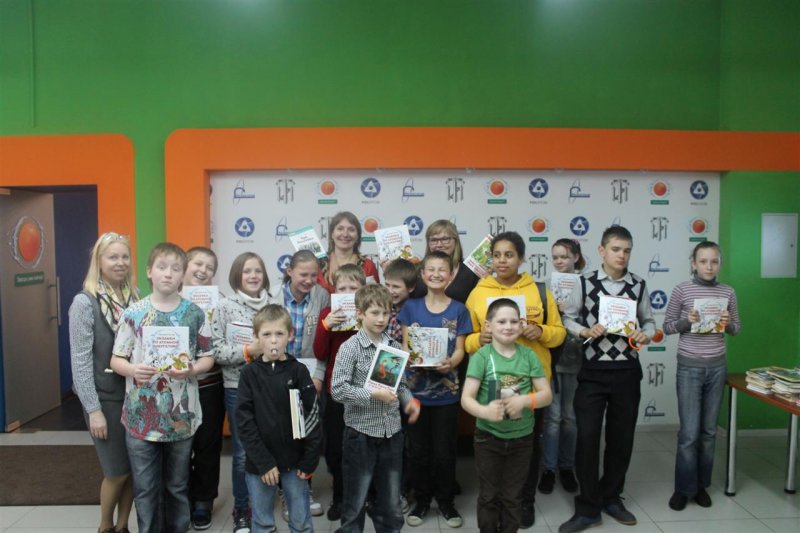 Фото к Книги, знания, улыбки — отдаем с удовольствием!